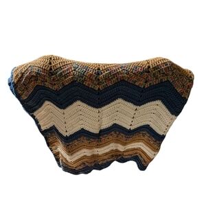 Vtg Hand-made Knit Afghan Crocheted Throw Blanket Zigzag/Chevron/Ripple 64"x 52"